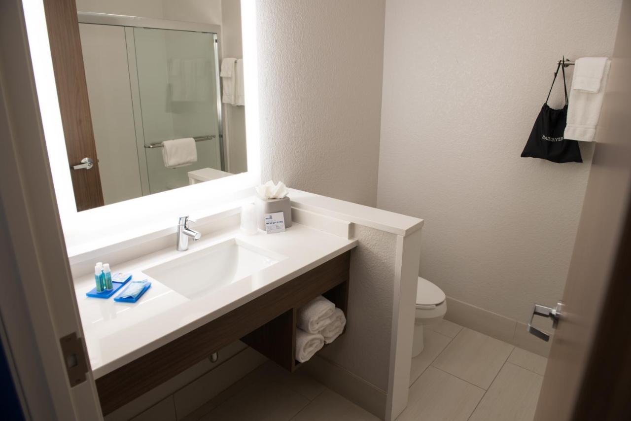 Holiday Inn Express & Suites - Louisville N - Jeffersonville By Ihg المظهر الخارجي الصورة