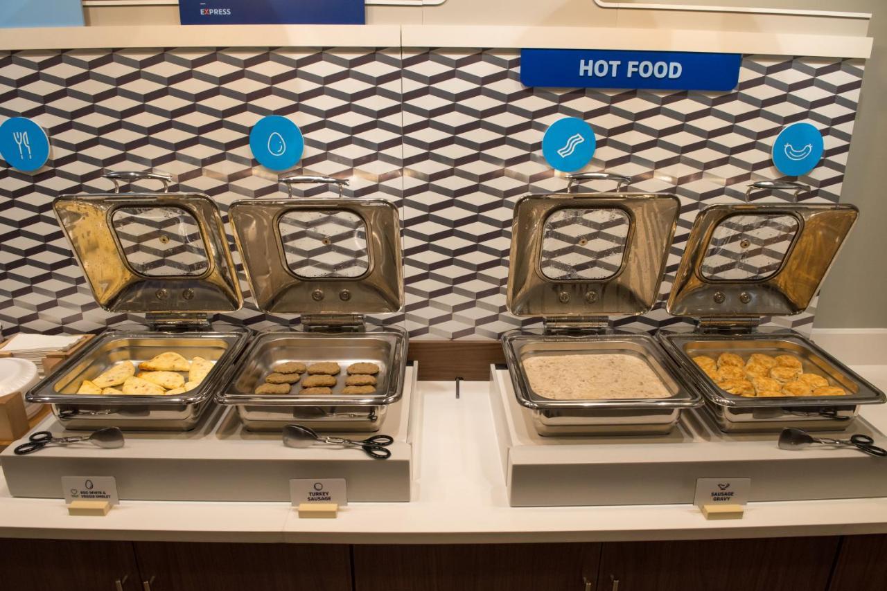 Holiday Inn Express & Suites - Louisville N - Jeffersonville By Ihg المظهر الخارجي الصورة